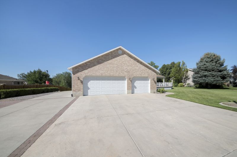 Garage Installation in South Houston, TX